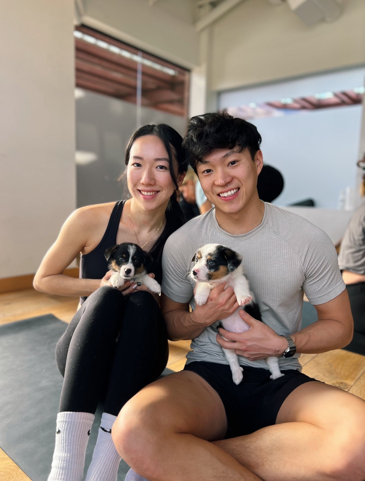 🎄Toronto Christmas Edition @Corgi (December 7th, 11:45am)